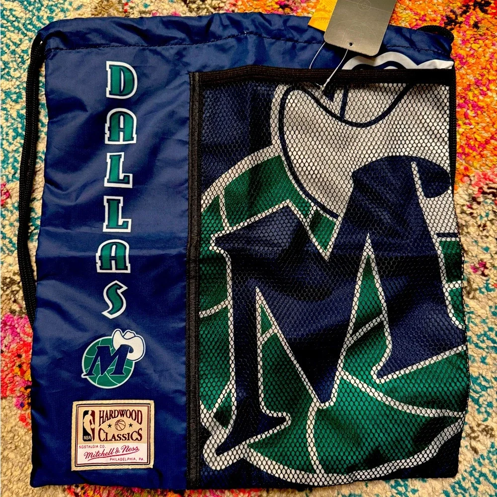 Mitchell & Ness Dallas Mavericks Cinch Bag, NWT